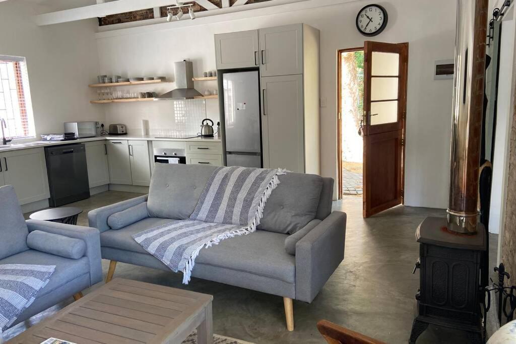 21 Heather Road George Luaran gambar