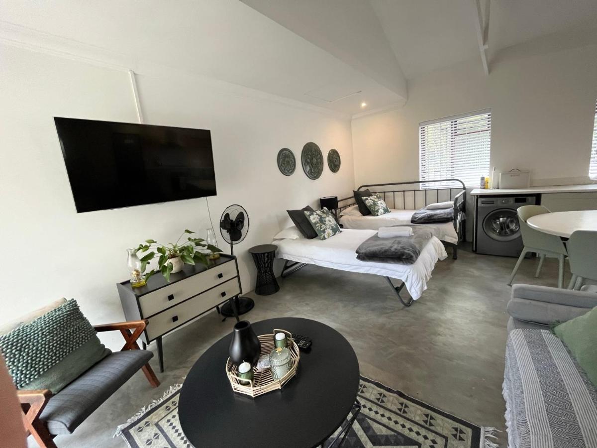 21 Heather Road George Luaran gambar