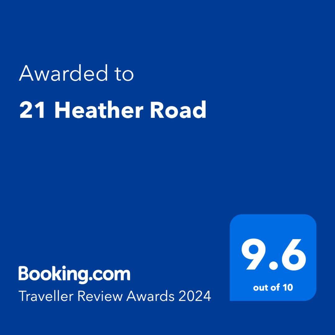21 Heather Road George Luaran gambar