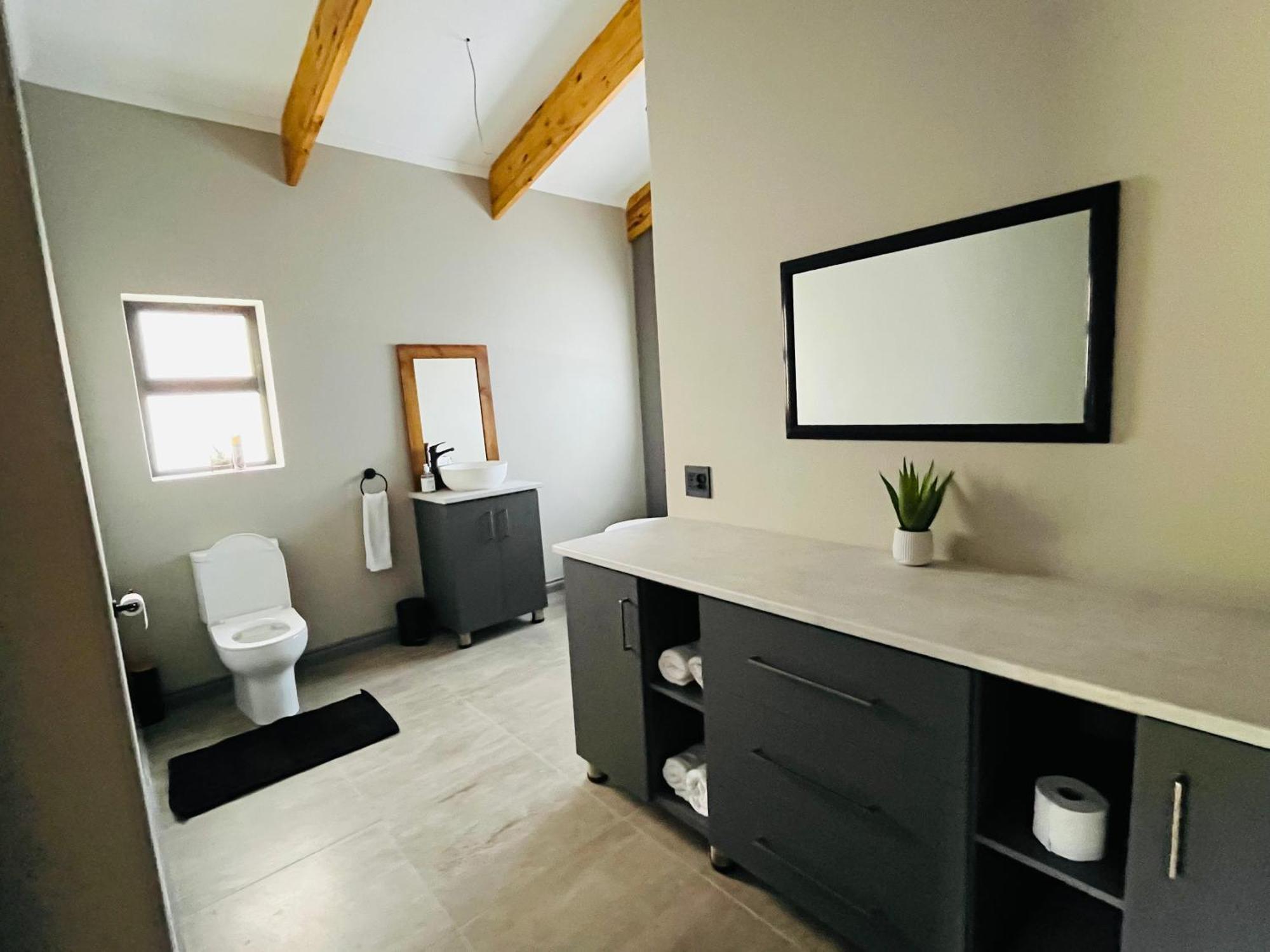21 Heather Road George Luaran gambar